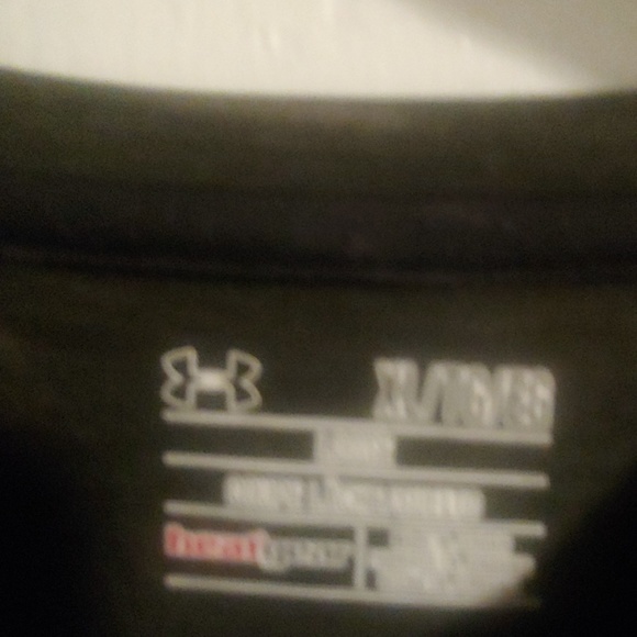 A under armour heat gear shirt UA - Picture 3 of 8